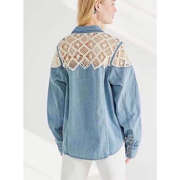 Free People Blue Denim Fields Oversized Button-down Size S - Picture 4 of 6